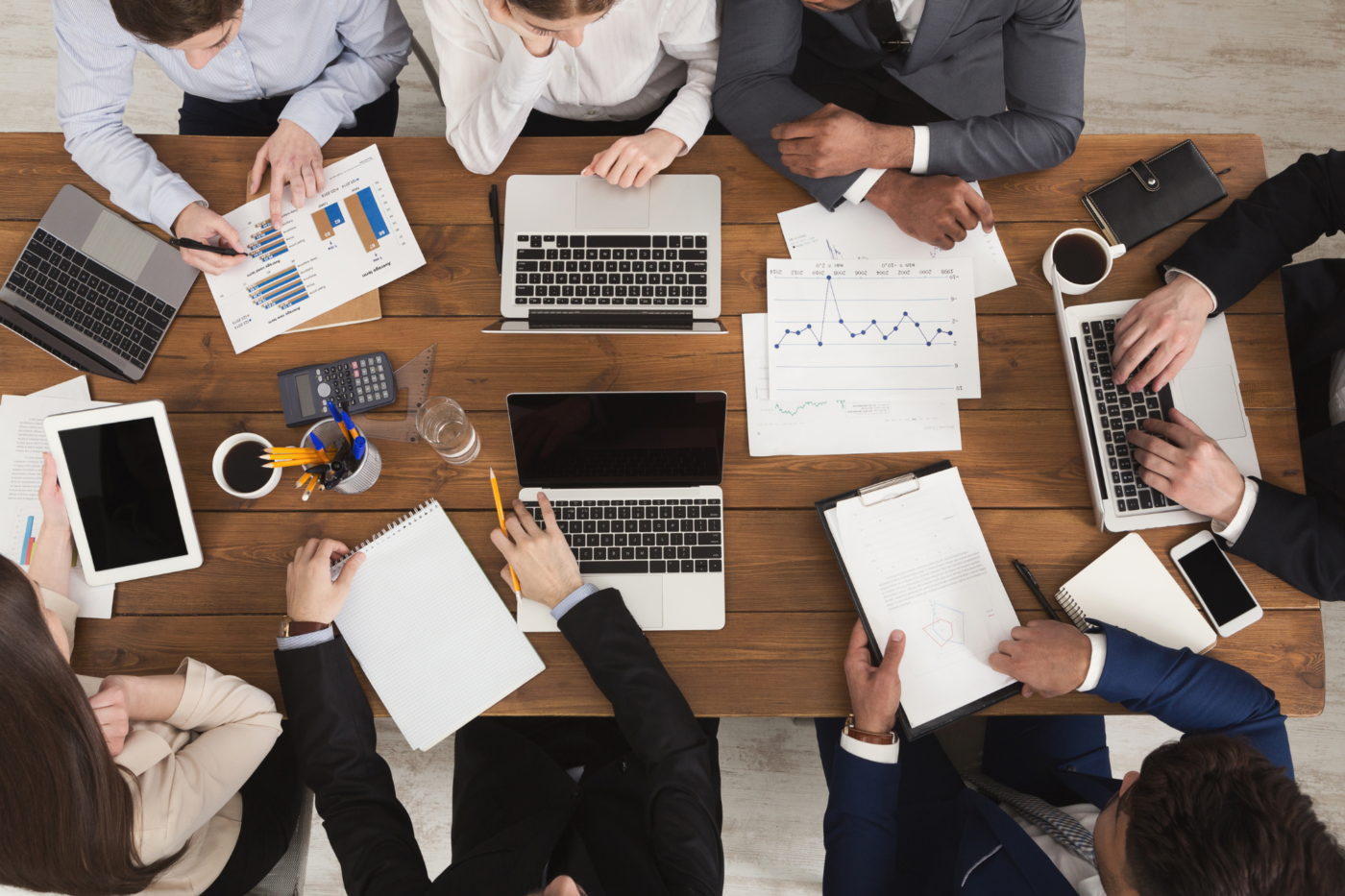 Outsourcing of accounting services why it is better than hiring a full-time accountant in Estonia